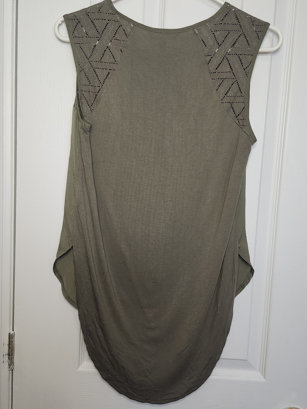 Banana Republic Sleeveless Tunic Top In Olive Green - Size XS - Picture 3 of 4